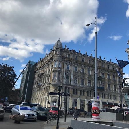 Адмирал Хостел Odessa Eksteriør bilde